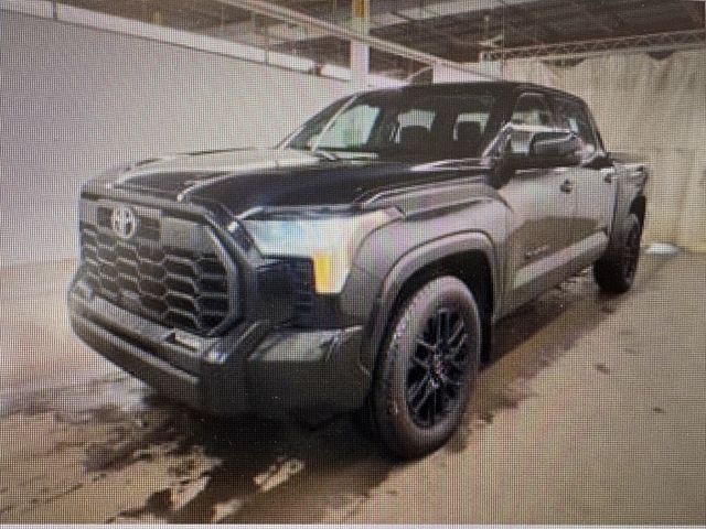 Toyota TUNDRA TRD OFF ROAD