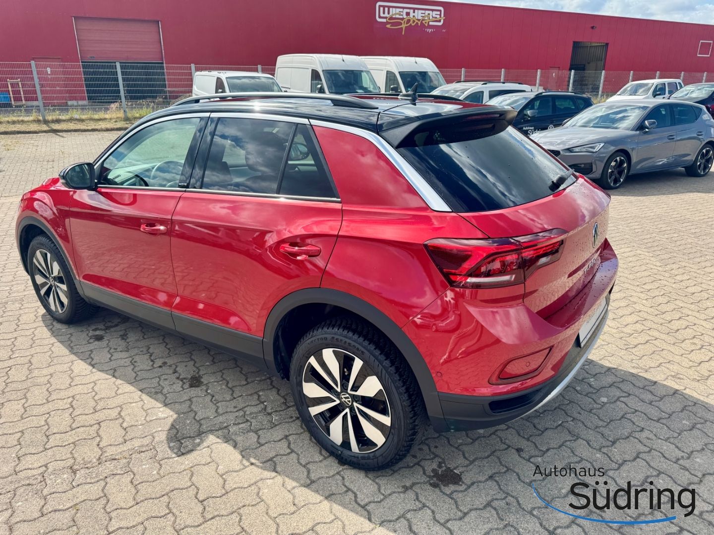 T-Roc 1,5 TSI MOVE DSG AHK Navi Rückfahrk.
