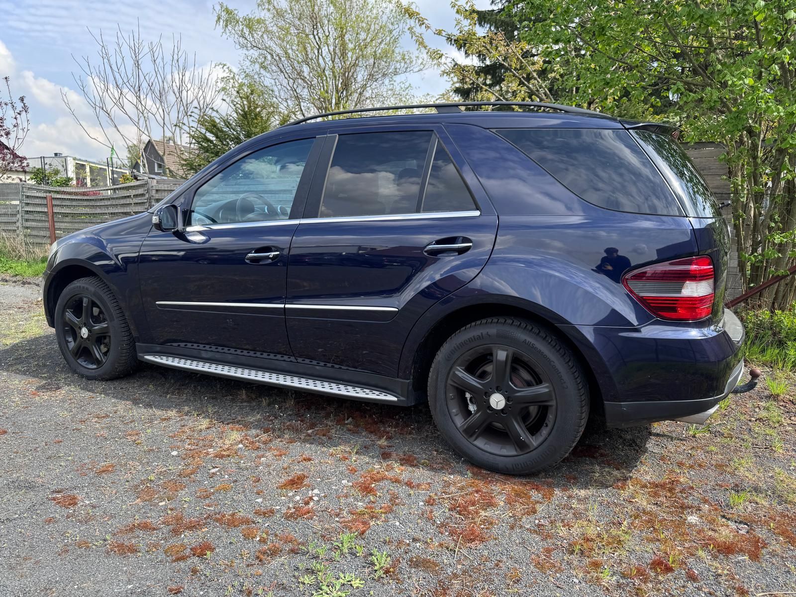 Fahrzeugabbildung Mercedes-Benz 3.0 CDI V6 BRABUS/PANO/AHK/RCAM/ALLWETTER/LED
