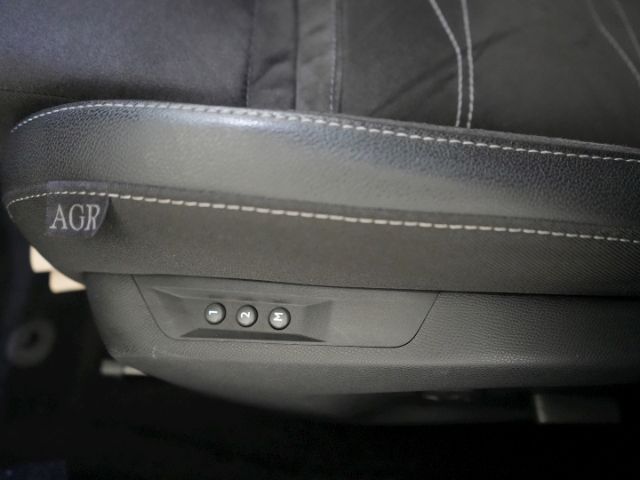 Astra LIM ULTIMATE PHEV AT+LED MATRIX+NAVI+360 G