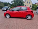 Toyota Yaris 1.0 Basis - Toyota Yaris: Rot