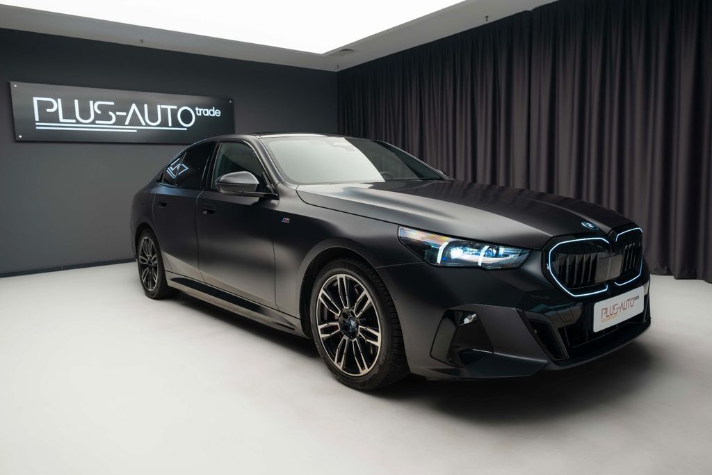 BMW 550
