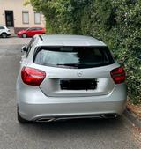 Mercedes-Benz A 180 - Urban Pano-SD. LED Navi Harman Kardon  - Mercedes-Benz A 180 Gebrauchtwagen in Essen