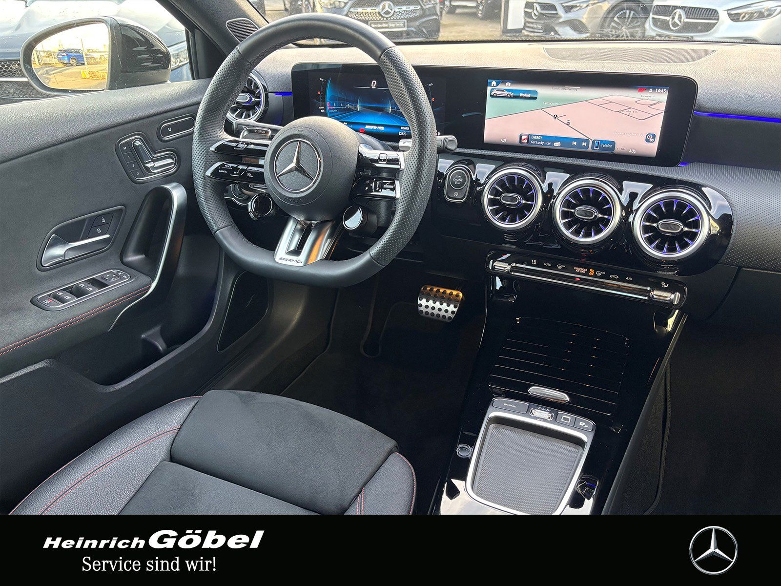 Fahrzeugabbildung Mercedes-Benz AMG A 35 4M FAP*PANO*BURMESTER*MEMORY*AMBIENTEBE