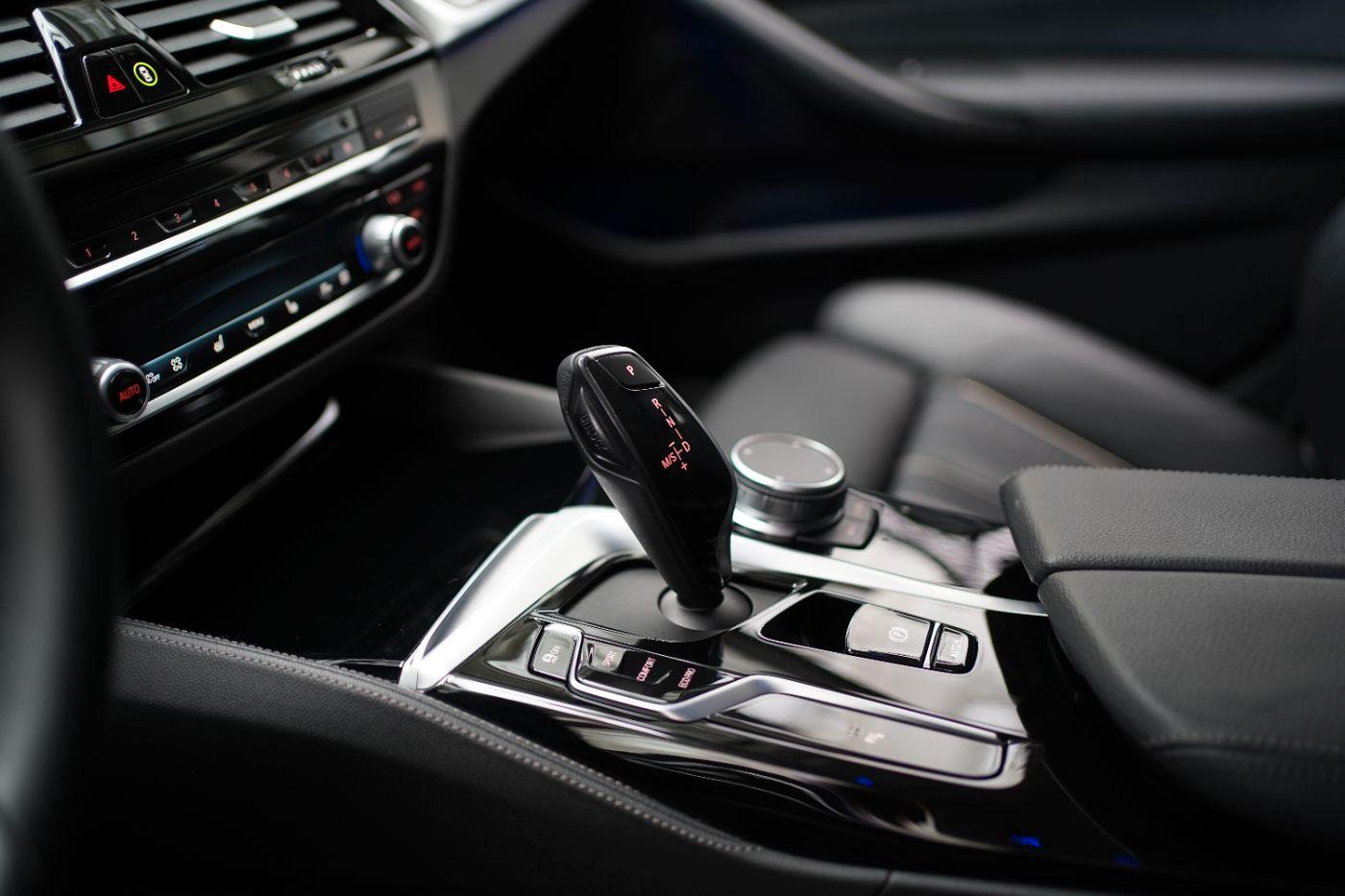 BMW 530i xDi Luxury Line HeadUp+Komfortzug+Laserlich