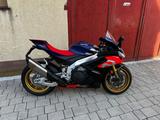 Aprilia RSV4 Factory "Lava-Red" - Angebote