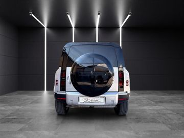 Land-Rover Defender - 5