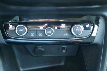Bild 11 Opel CORSA EDITION 3-PHASEN PDC SHZ DAB