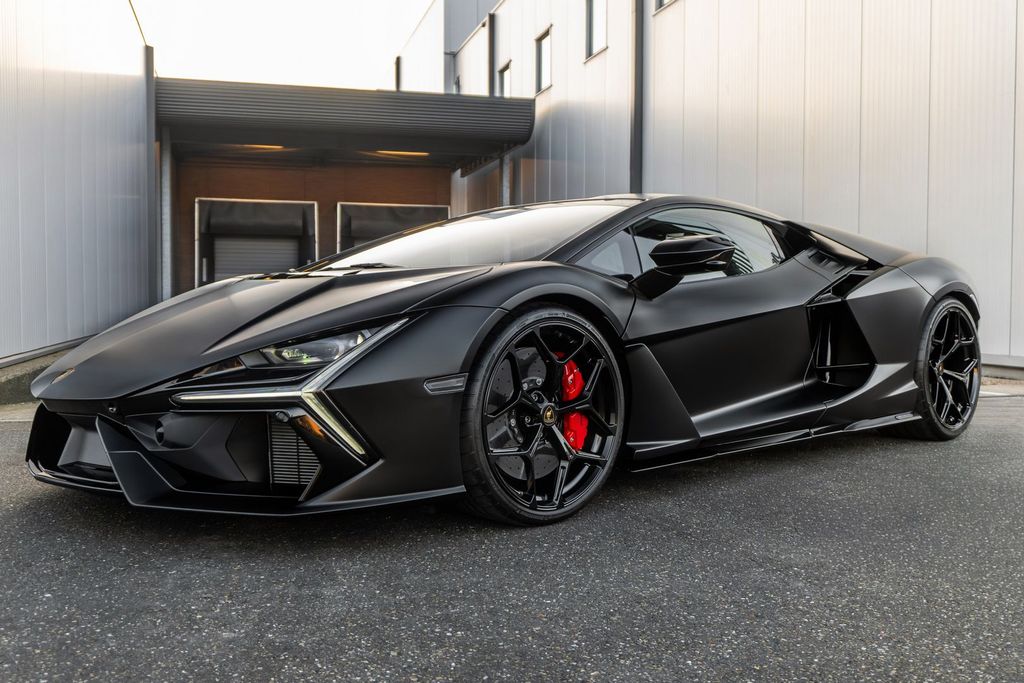 Image of Lamborghini Revuelto