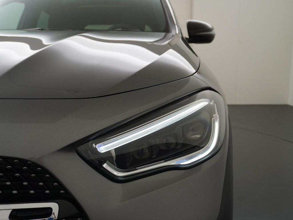 Mercedes-Benz GLA 180 Business Solution AMG | Panorama - Schie