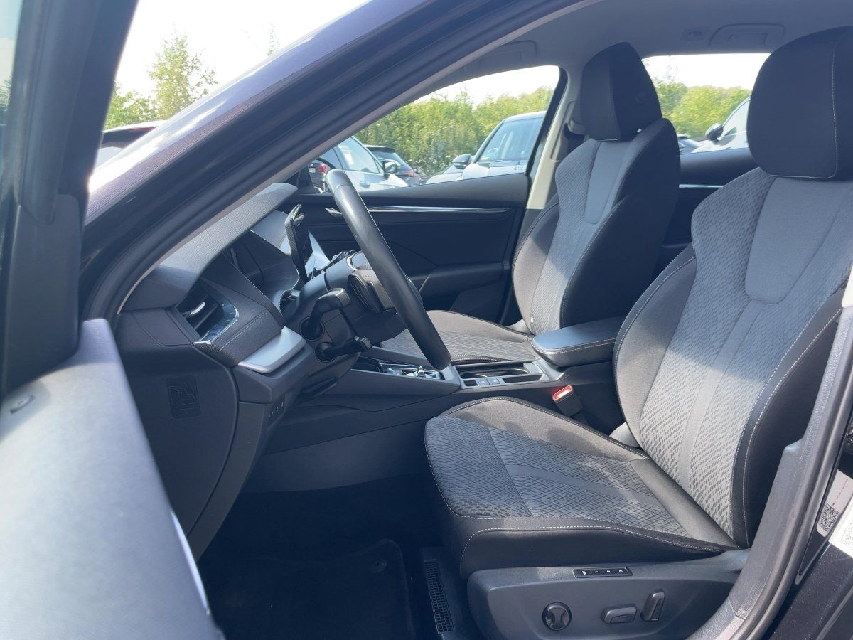 Skoda Octavia Combi Style 1.5 TSI DSG APP AHK LED KAM foto 7