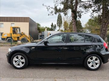 BMW 118 - 2