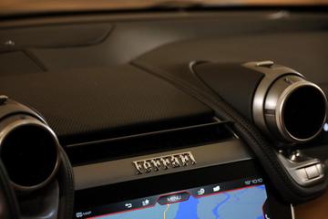 صورة مصغرة 28 لـ 2017 Ferrari GTC4LUSSO