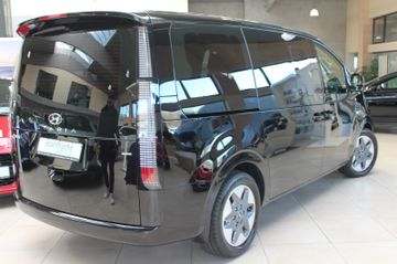 Fahrzeugabbildung Hyundai Staria 2.2 CRDi Prime 9-Sitzer Automatik 4WD