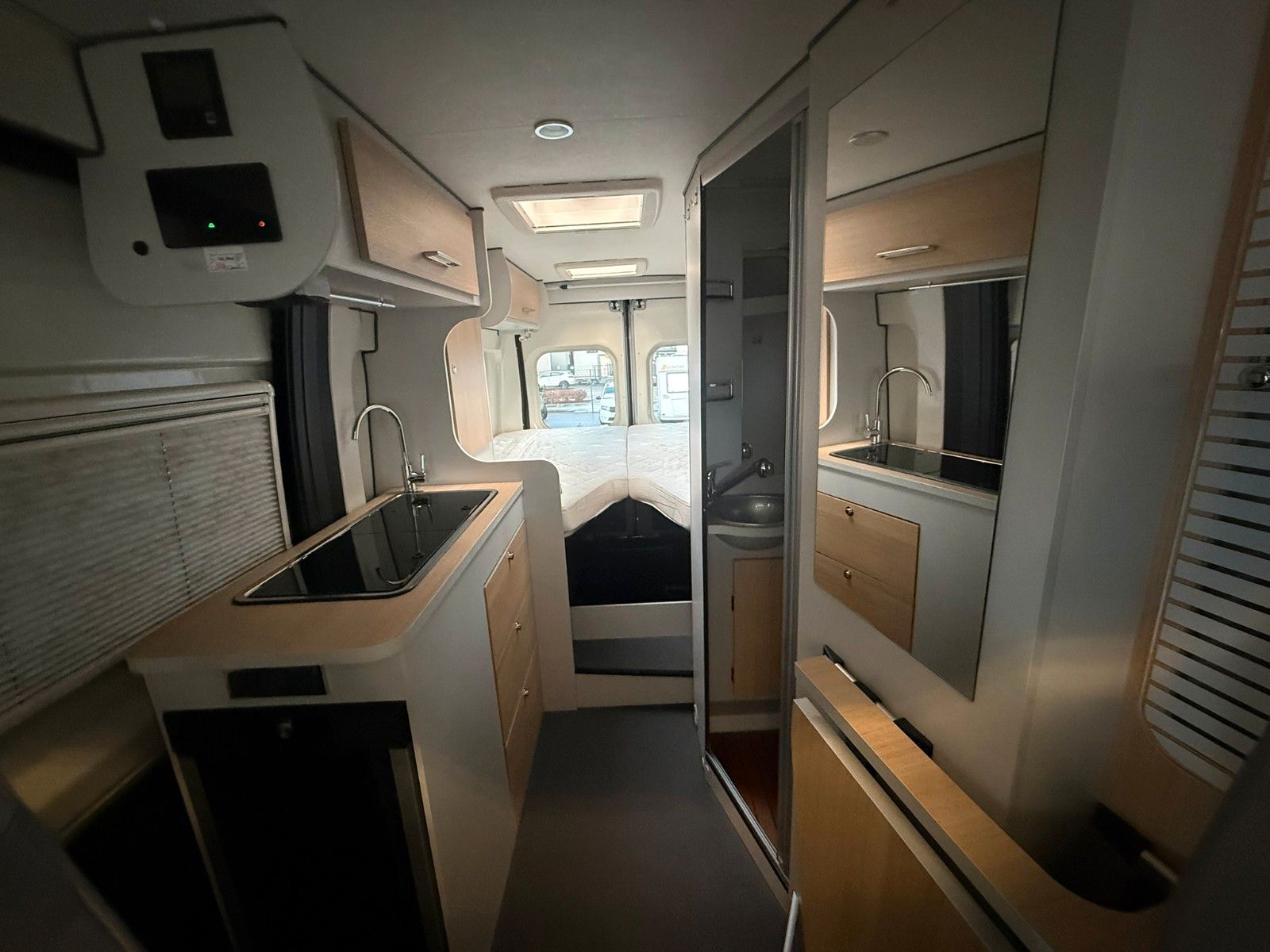 Fahrzeugabbildung Karmann Dexter DE 600 Automatik  160 PS