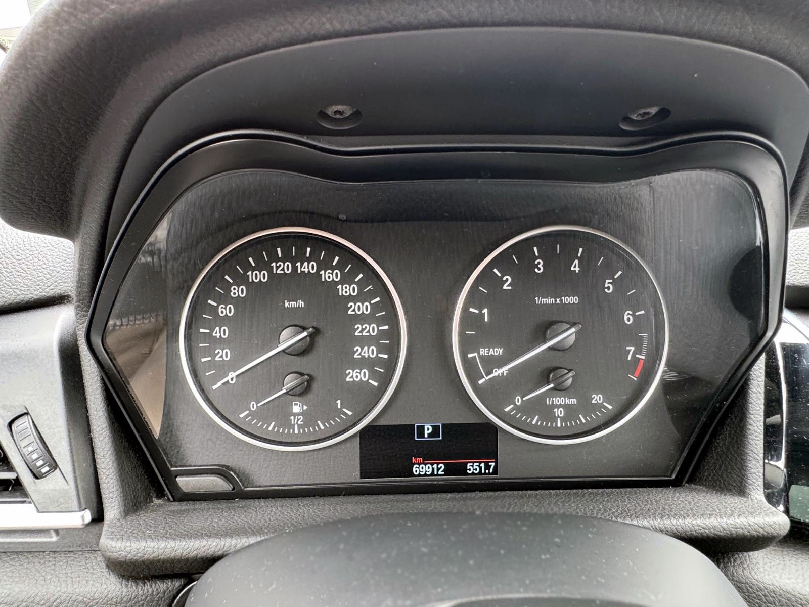 Fahrzeugabbildung BMW 218i Active Tourer Aut. Sport-Line LED KAM PANO