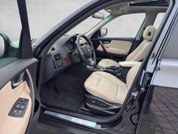BMW X3 xDrive 20d Edition Exclusive|Panorama|Euro5
