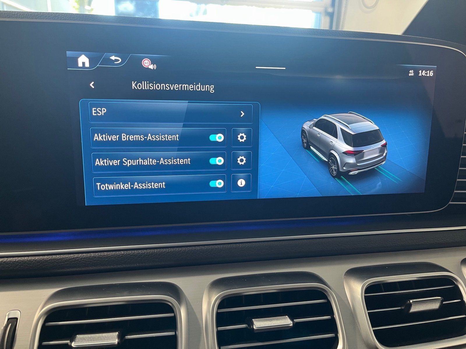 Fahrzeugabbildung Mercedes-Benz GLE 350 de 4M AMG*Distronic*360*AHK*Pano*Burmest
