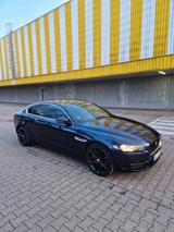 Jaguar XE 20d 180PS Pure Automatik Pure - Jaguar XE in Dortmund