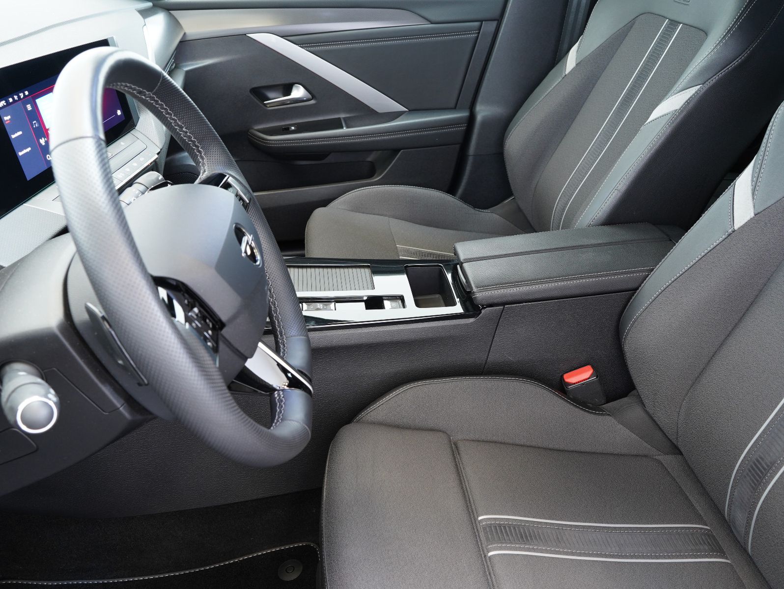 Fahrzeugabbildung Opel Astra L 1.2 Turbo GS LED/INTELLILUX/ACC/AHK/360°