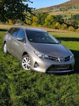Toyota Auris Touring Sports Touring Sports 2,0-l-D-... - Toyota Auris Touring Sports von privat