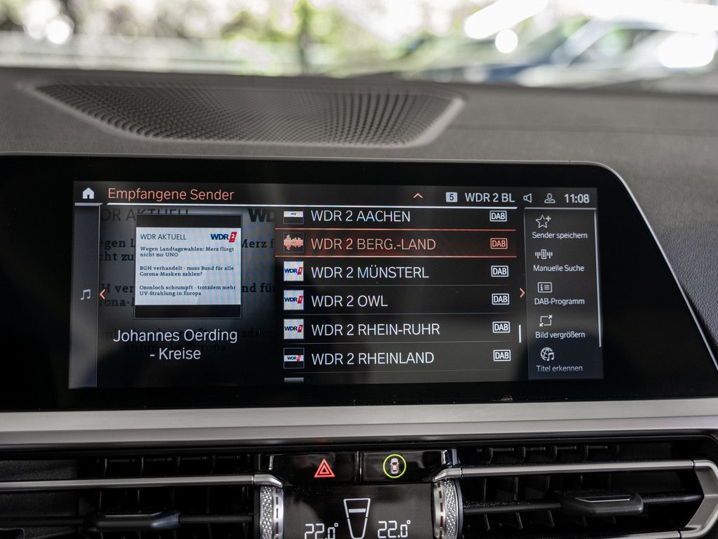 BMW 440 Cabrio xDrive AHK HUD LASER LED ACC NAVI foto 16