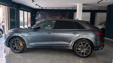 Audi Q8 - 5
