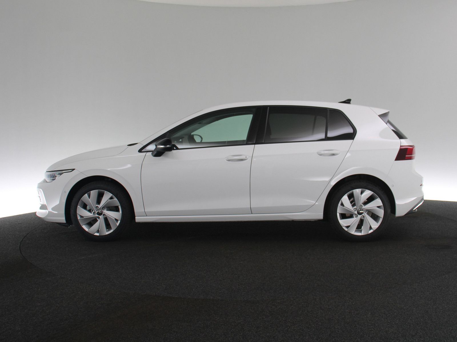 Volkswagen Golf VIII 1.5 eTSI Energy LED ACC NAVI KAMERA foto 23