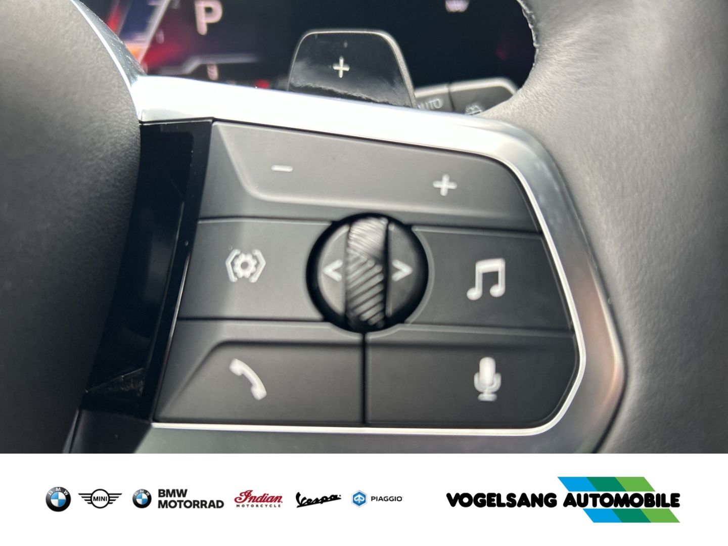 Fahrzeugabbildung BMW 120 dA,M Sport,AHK,H&KSound,19''LMfelge,MPaketPr