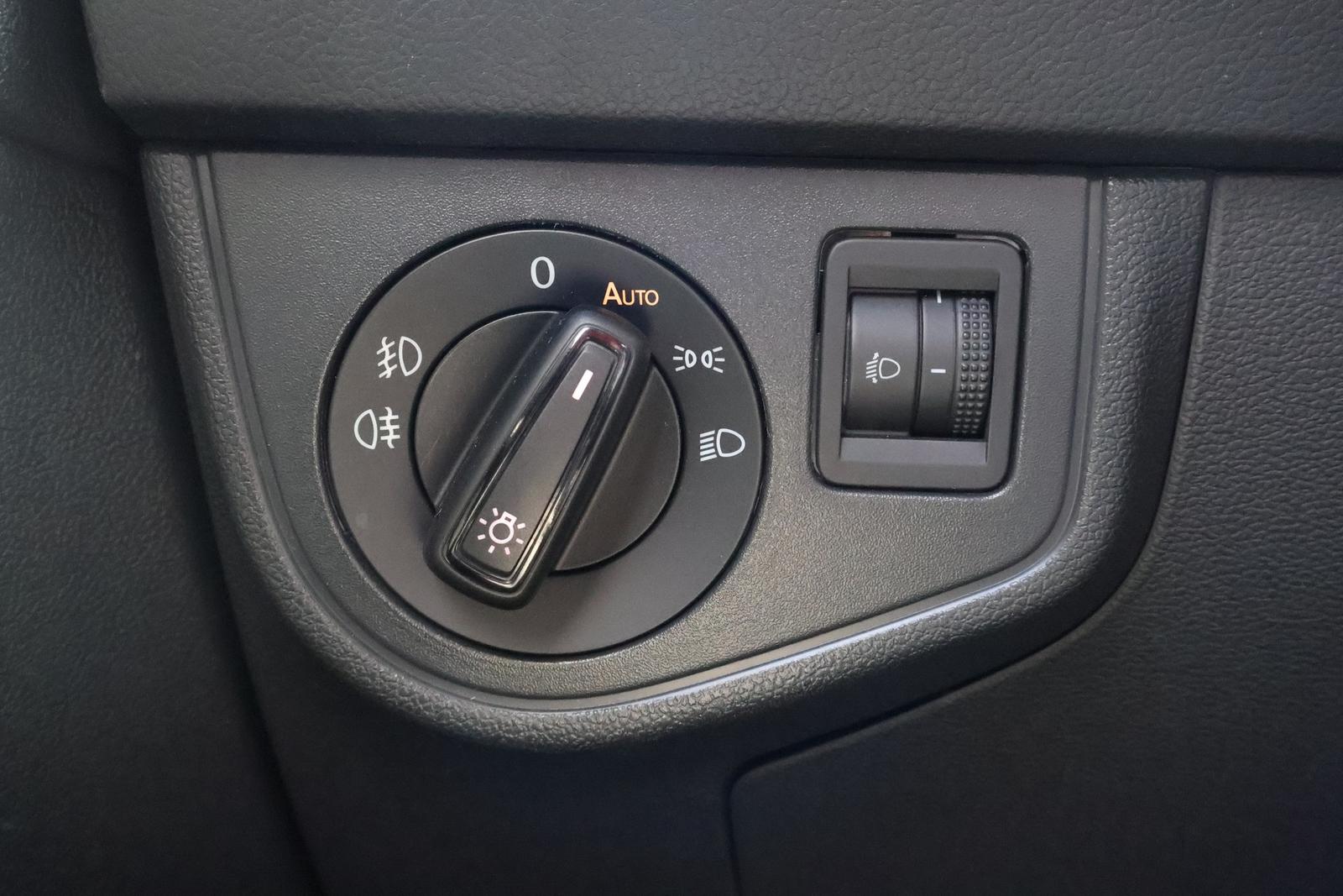 Volkswagen Polo 1.0 Comfortline Navi ACC Klimaaut.