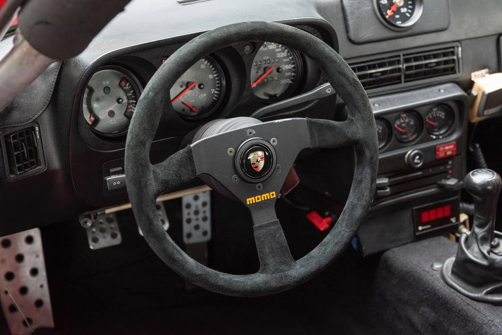 Porsche 924