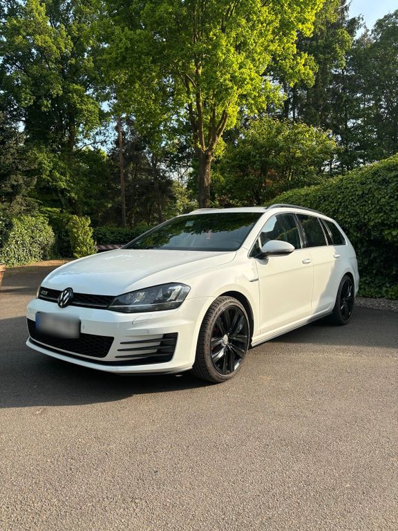 Image of Volkswagen Golf