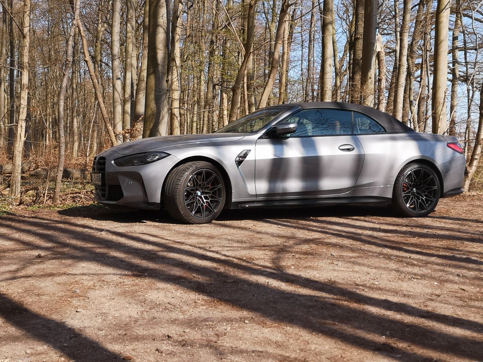 BMW M4 Cabrio Individual-Vollleder curved display 