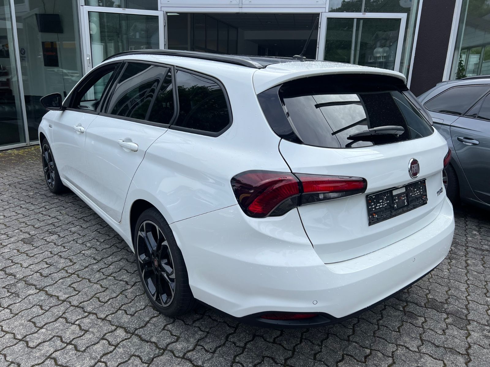 Fahrzeugabbildung Fiat Tipo S-Design