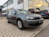 Volkswagen Golf VI Variant Trendline - Volkswagen Golf aus 2011 mit Benzin-Antrieb: Kombi