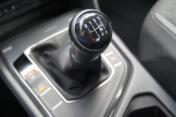 Volkswagen Tiguan 2.0TDI Comfortline NAVI-AHK.-PDC.-1.HAND-