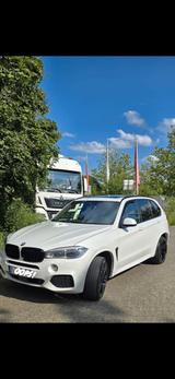 BMW X5 xDrive30d -M Paket Sport - BMW X5 in Düsseldorf
