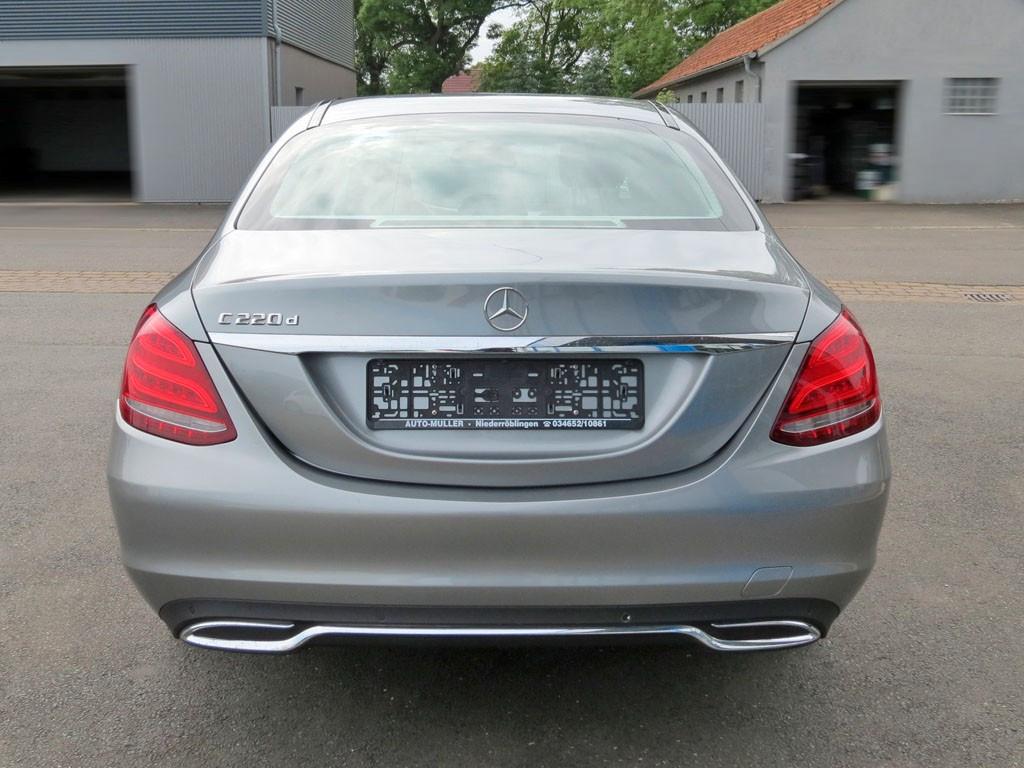 Mercedes-Benz C 220
