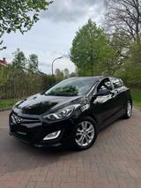 Hyundai i30 Style 1.6.CRDi Automatik/Klima... - Hyundai i30: Crdi Style