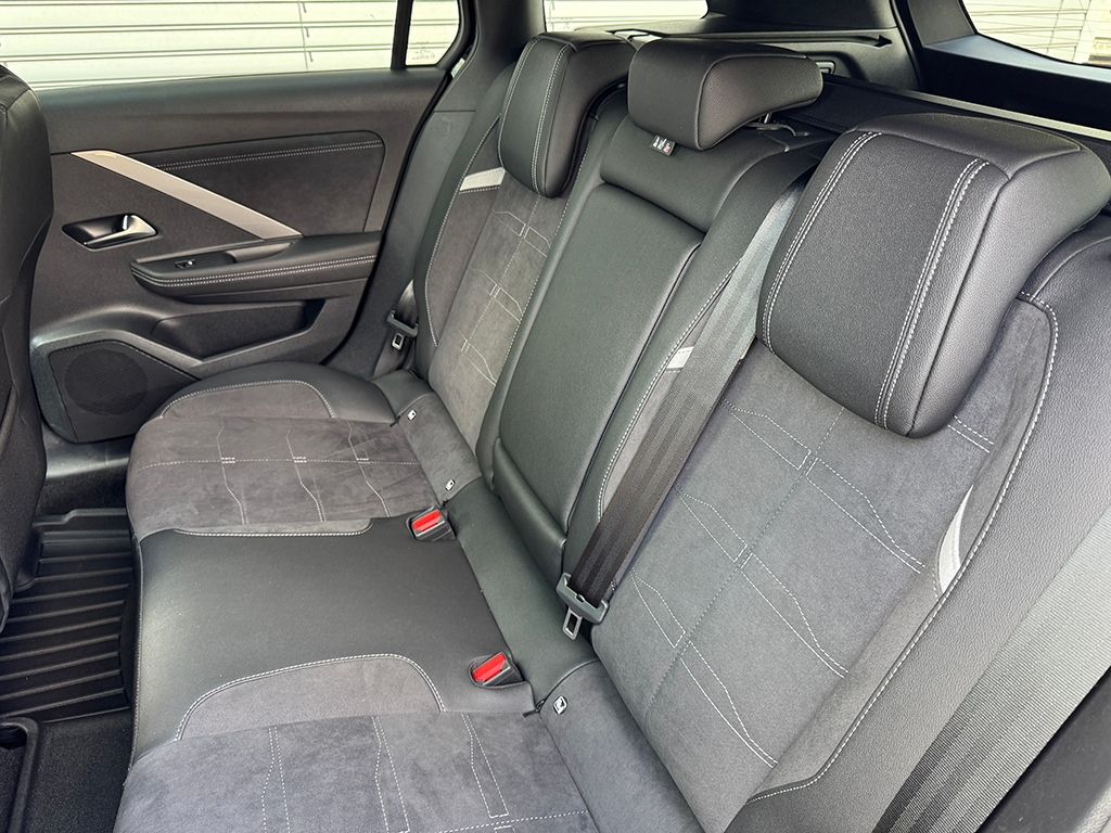 Astra L Sports Tourer 1.2 Turbo *LED*PANO*AHK*