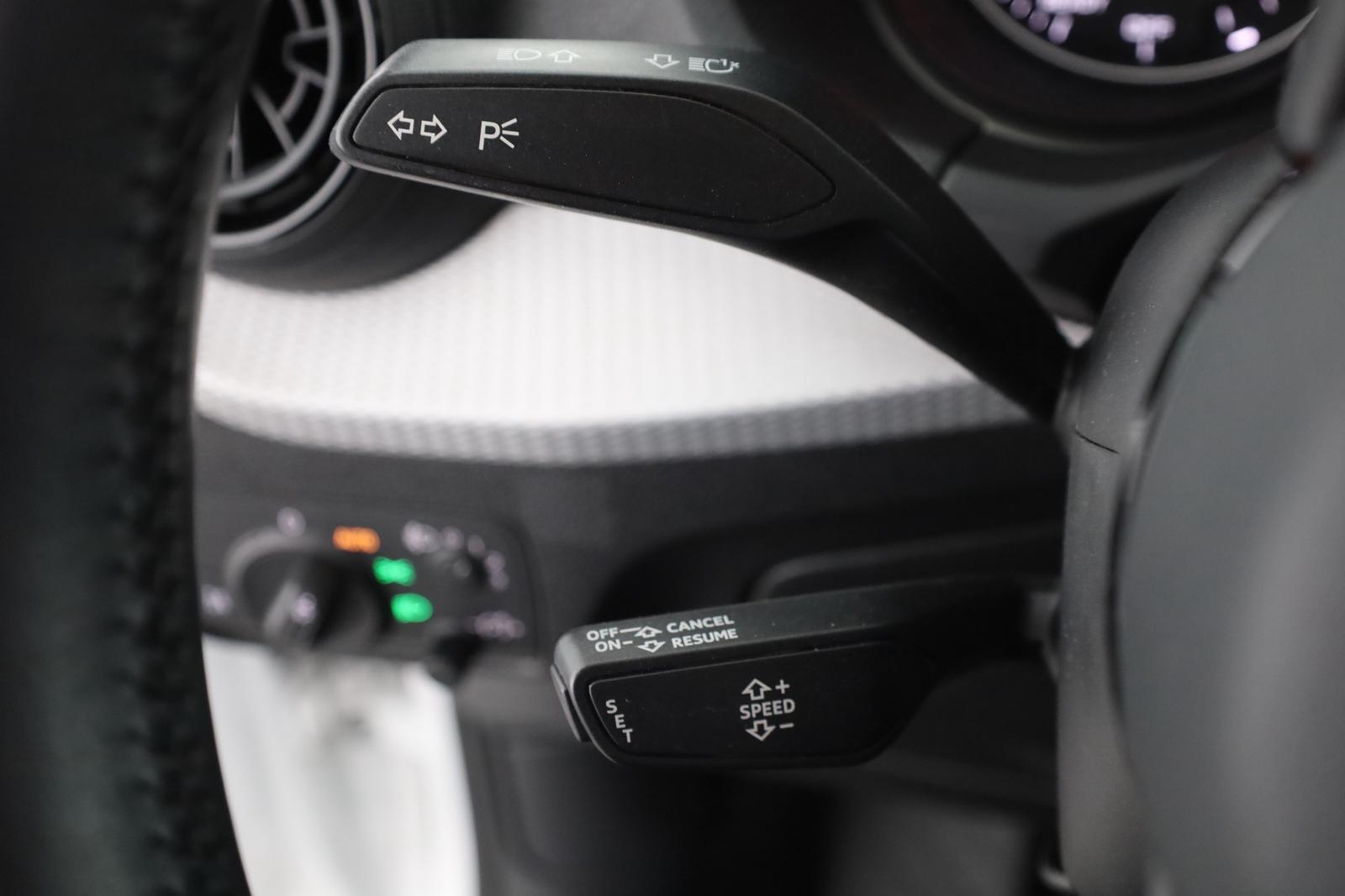 Audi Q2 1.0 TFSI Ultra Navi Sitzheizung Bluetooth USB
