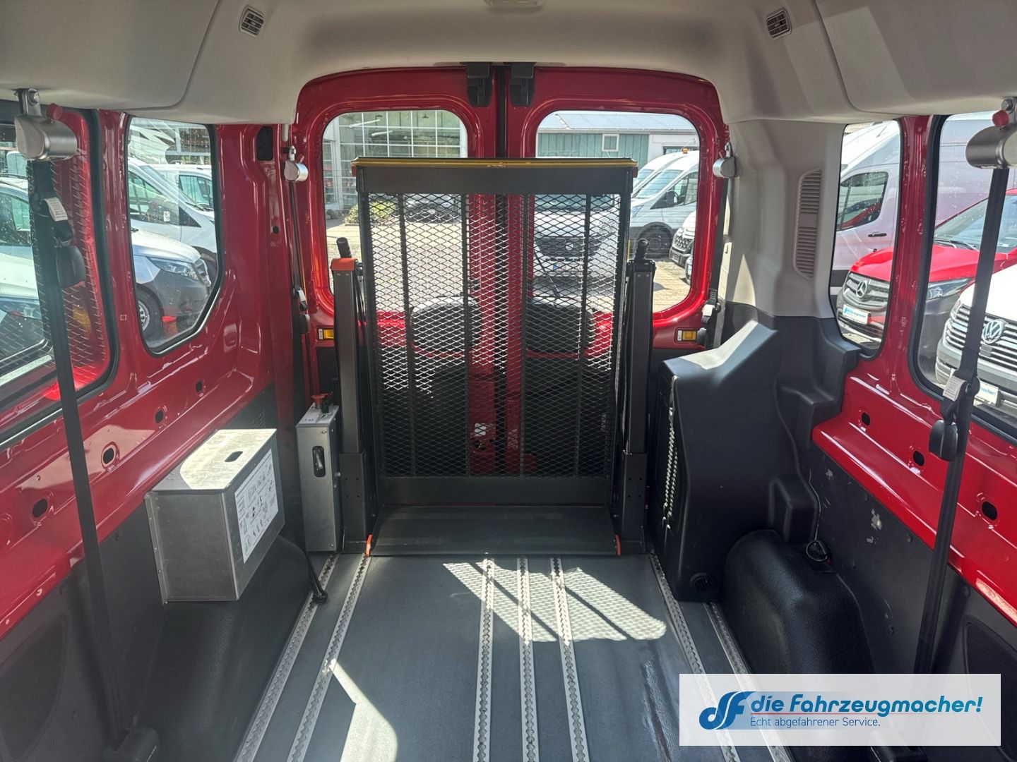 Fahrzeugabbildung Ford Transit Kombi 350 L3 Trend 2.2 TDCi DPF *1907 *K