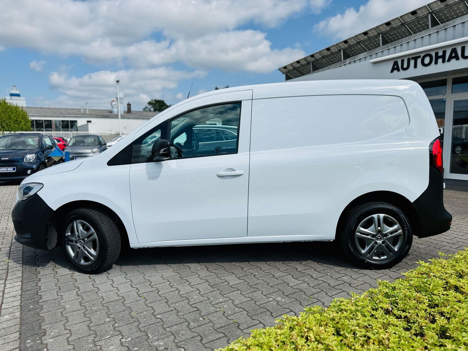 Fahrzeugabbildung Mercedes-Benz Citan 108 CDI PRO, 3-Sitze, Klima, PTS, DAB, SHZ