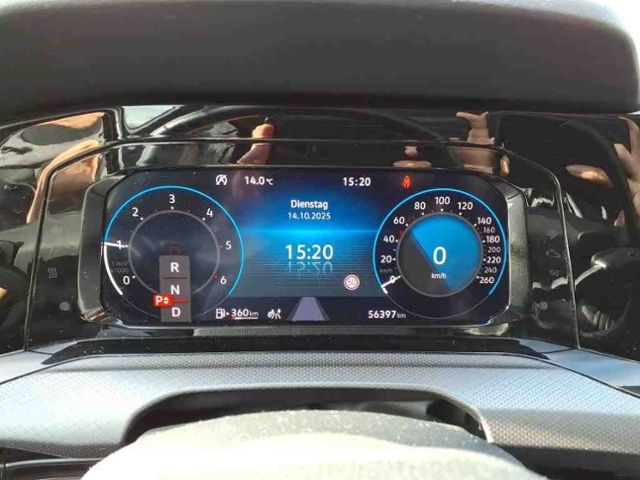 Golf VIII 2.0 TDI DSG PANO+KAMERA+IQ.LIGHT+NAVI+