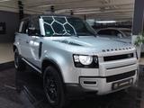 Land Rover Defender 110 S Vollaustattung/ AHK / PANO - Land Rover Defender: Automatik