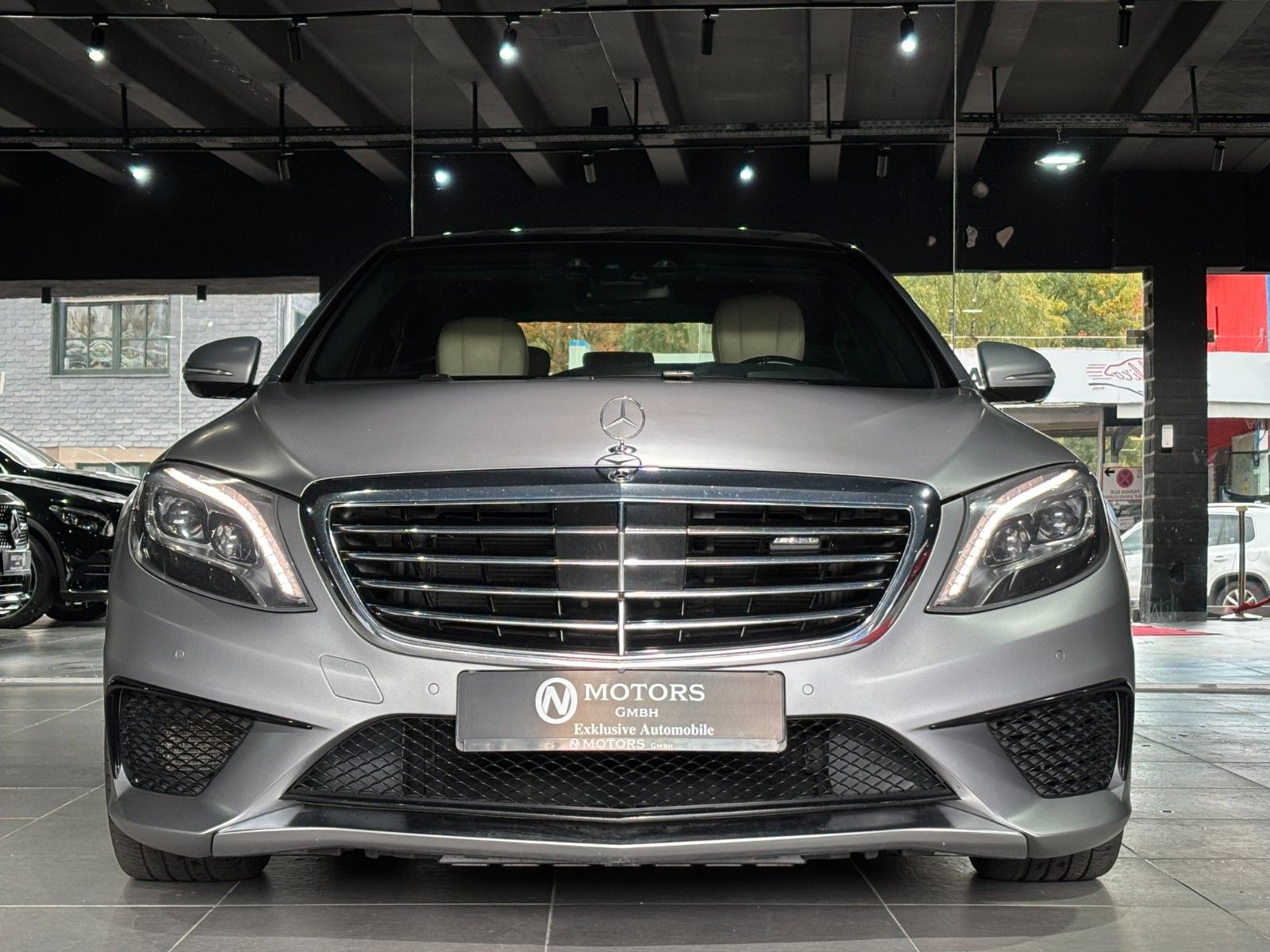 Fahrzeugabbildung Mercedes-Benz S 63 AMG L *Designo*Pano*Burmester*HUD*360KAM