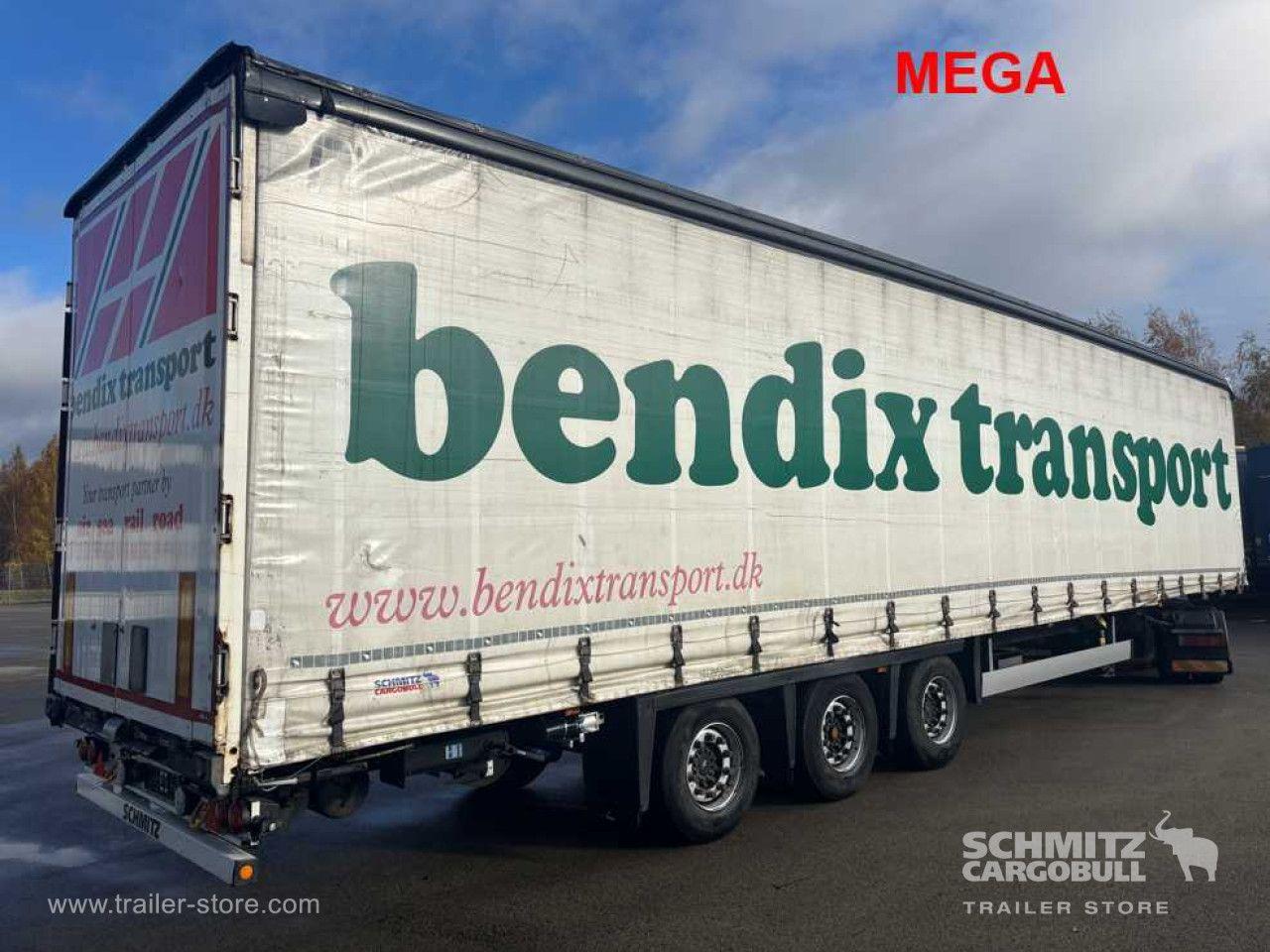 Schmitz Cargobull Curtainsider Mega
