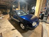 Volkswagen Golf 4 1.9 tdi - Volkswagen Golf aus 2000: TDI