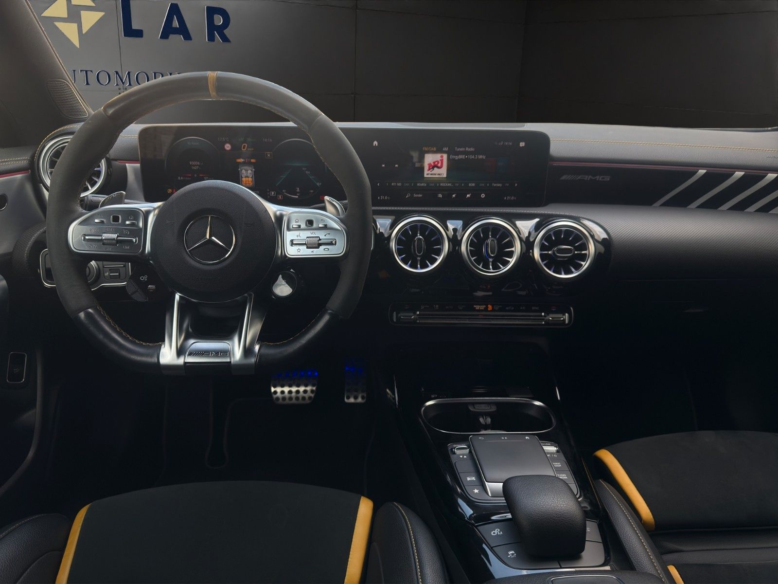 Fahrzeugabbildung Mercedes-Benz CLA 45 S AMG Matt/Perf-Sitz/MBeam/AERO/Night-Pkt