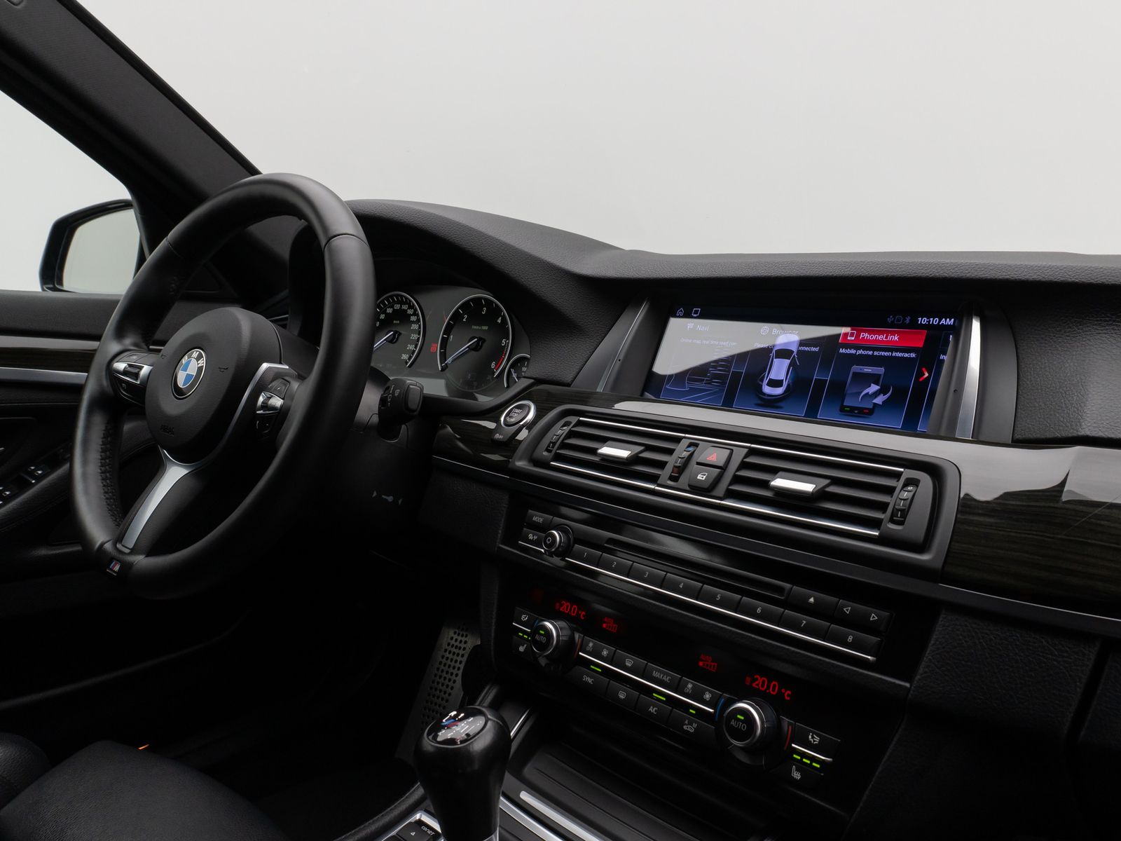 Fahrzeugabbildung BMW 525d M Sport Kamera HUD HiFi DrivingAssist LED